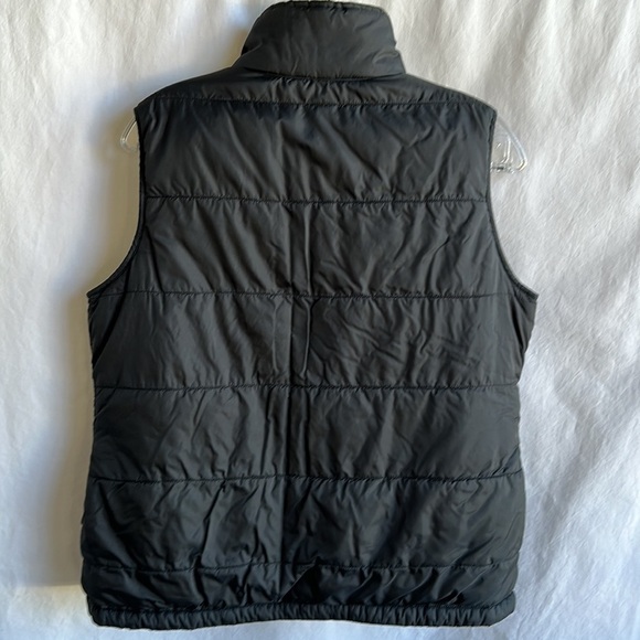 Reversible black puffer vest - Picture 2 of 15